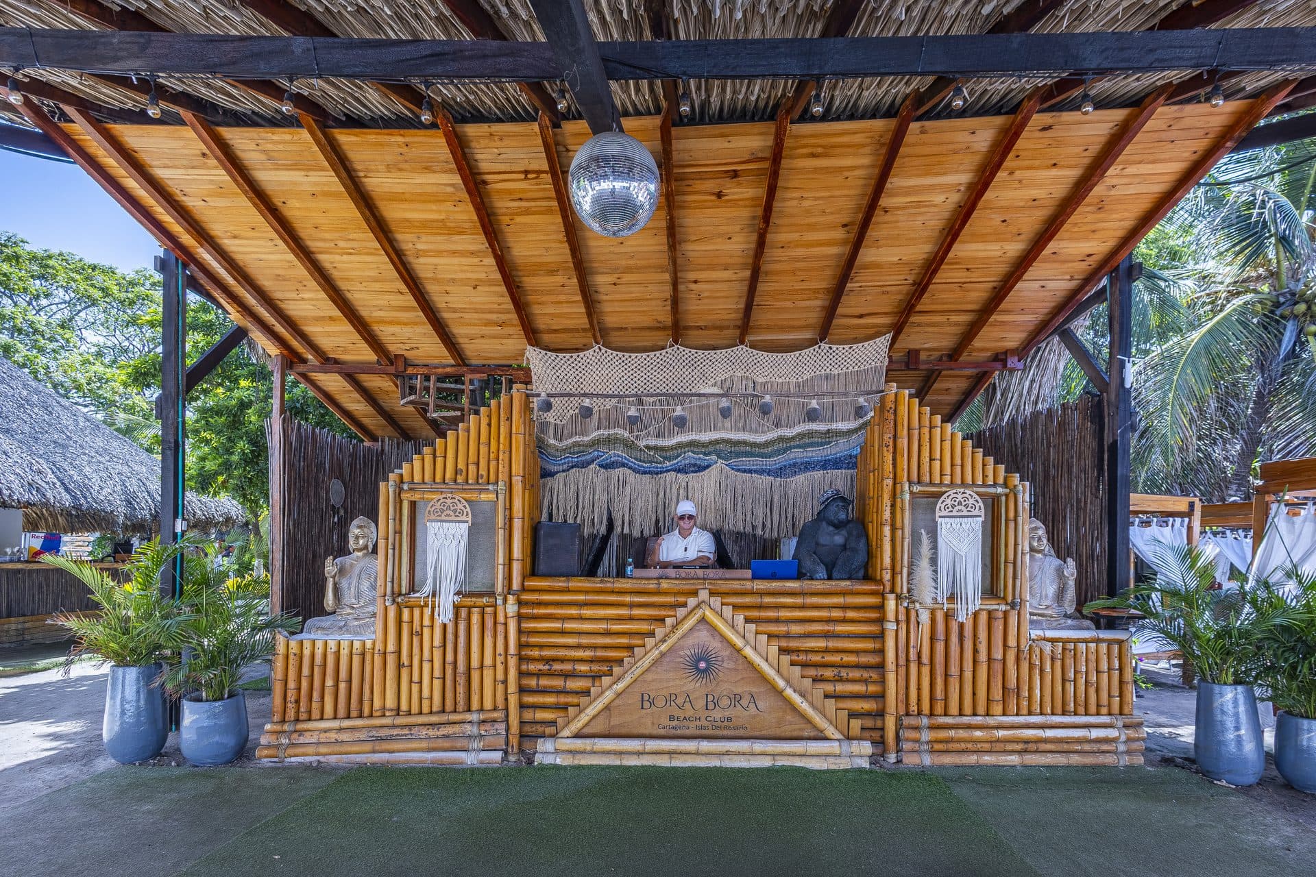 Area club